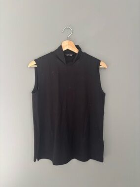 RIANI Black Sleeveless Turtleneck Tank | Size 10